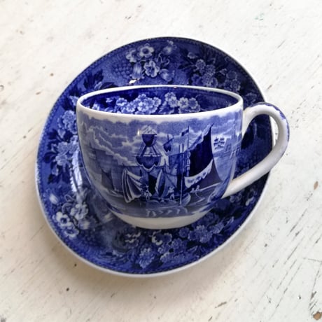 WEDGWOOD　ウェッジウッド　"FERRARA"　フェラーラ　カップ&ソーサー