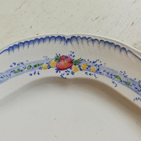 Creil et Montereau　クレイユモントロー　“Antoinette”　プレート