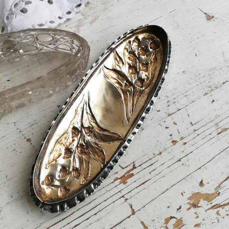エドワーディアン　純銀製の蓋　スズランの装飾　ガラス　トリンケットボックス　1908年