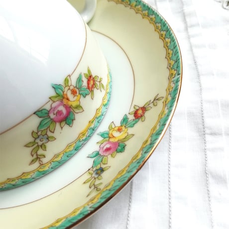 オールドノリタケ　NORITAKE　 ハンドペイント　カップ＆ソーサー