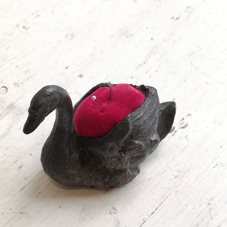 スワンのピンクッション