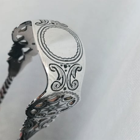 ヴィクトリアン　スターリングシルバー　ブライトカット　シュガートング　1883年