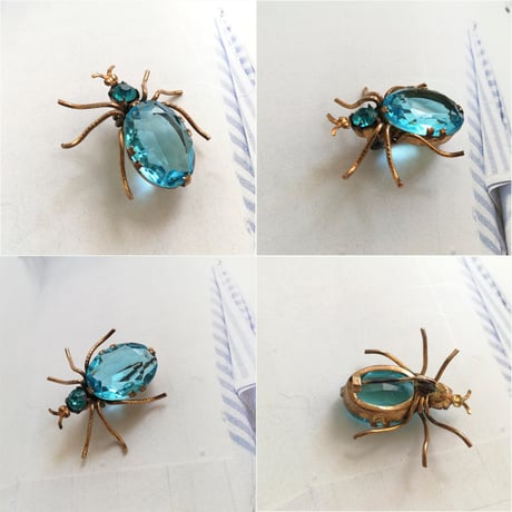 アクアマリンブルーガラス　スパイダー　ブローチ