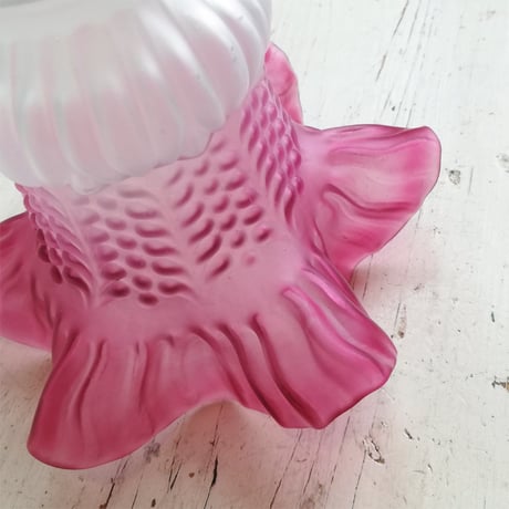 フロストガラス　クランベリーピンク　ペンダントランプ　シェード