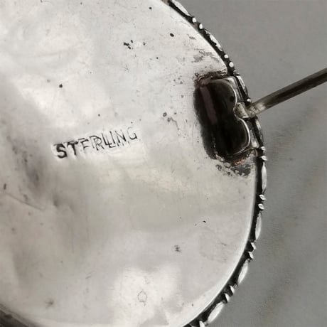 バタフライウィング　モルフォ蝶　ラウンド　ブローチ