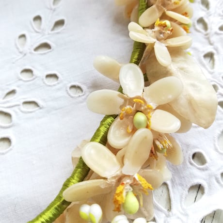 オレンジの花のワックスフラワー　ティアラ　花冠