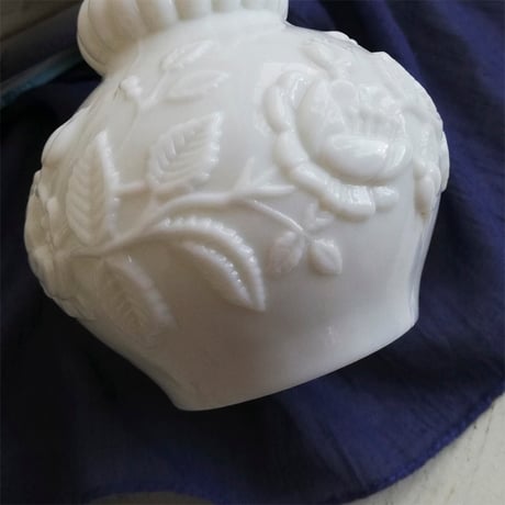 Portieux Vallerysthal　オパリンガラス　フラワーべース