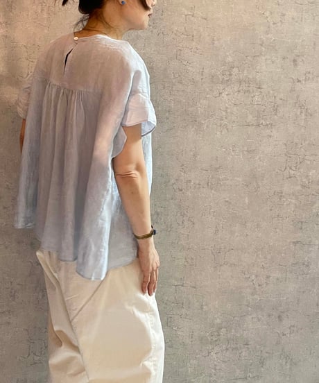 made in japan　Hands of creation  1620624　Aラインフレンチスリーブブラウス　ブルー
