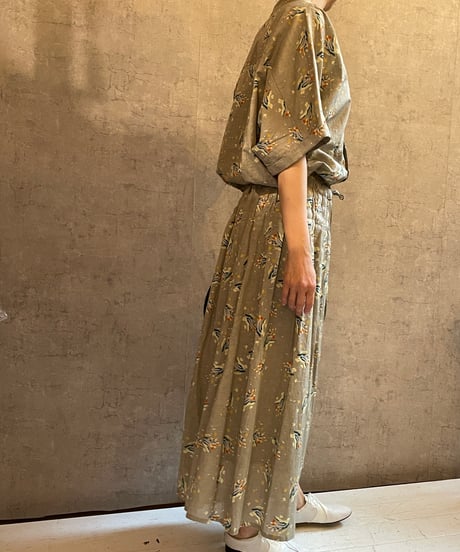 DB-0371　フラワープリントスカート　BEIGE