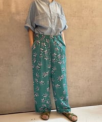 DP-0671　フラワープリントパンツ　GREEN