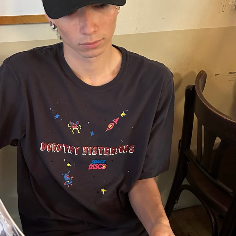 GLITTER PRINT TEE DOROTHY HYSTERICKS(SPACE DISC