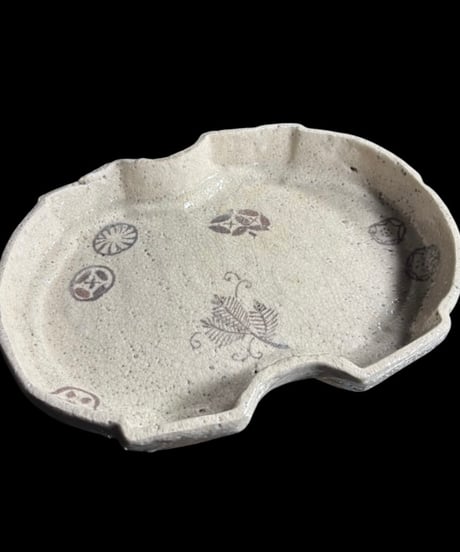 蔵出し 菓子器 白釉 草花文 変形皿 瓢箪 菓子皿 取り皿 飾皿 和食器 骨董品 アンティーク