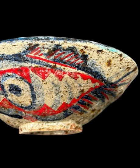 蔵出し 手描き 魚文 丸皿 飾皿 焼物 陶芸 時代物 和食器 作家物 骨董品 アンティーク