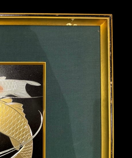 双鯉 額装 鯉 沈金 壁掛 絵画 アート 雑貨 家内安全 縁起物 記念品 インテリア アンティーク コレクション