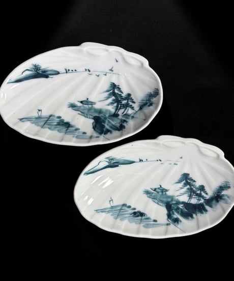 【2客セット】 古伊万里 染付 貝型皿 山水風景図 貝殻 小皿 銘々皿 和食器 陶器 時代物 骨董品 アンティーク