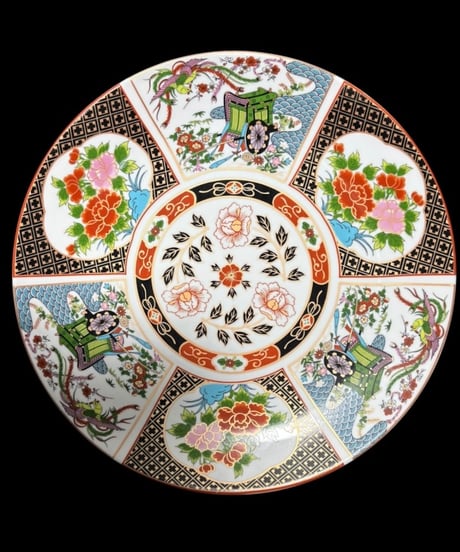 有田焼 華山窯 ふく太郎本部 色絵 絵皿 牡丹 御所車 孔雀 大皿 金彩 丸皿 盛り皿 飾皿 和食器 骨董品 アンティーク
