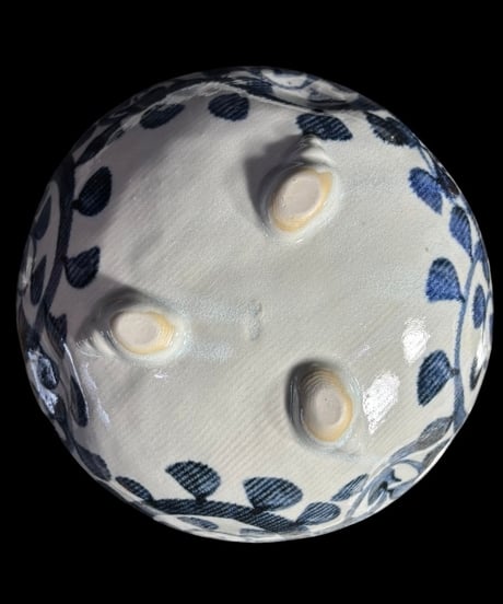 蔵出し 美濃焼 染付 大鉢 唐草模様 菓子器 三ッ脚 鉢 時代物 和食器 陶芸 骨董品 アンティーク