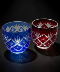 【2客セット】 切子ミニグラス 青 赤 クリスタル お猪口 色被せ 硝子 酒器 切子 伝統工芸 古美術 レトロ アンティーク