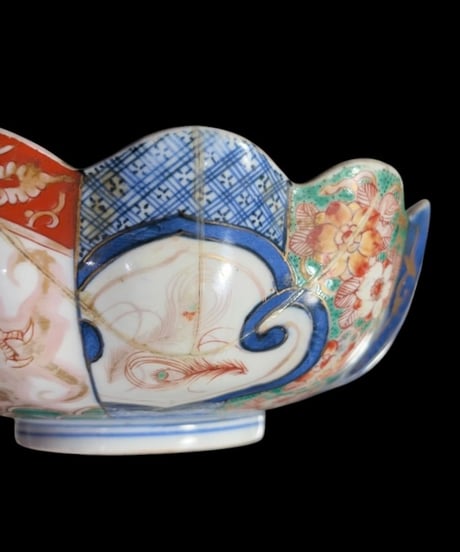 明治期 冨貴長春 古伊万里 輪花鉢 龍草花文図 金彩 色絵 鉢 飾皿 陶器 時代物 骨董品 アンティーク