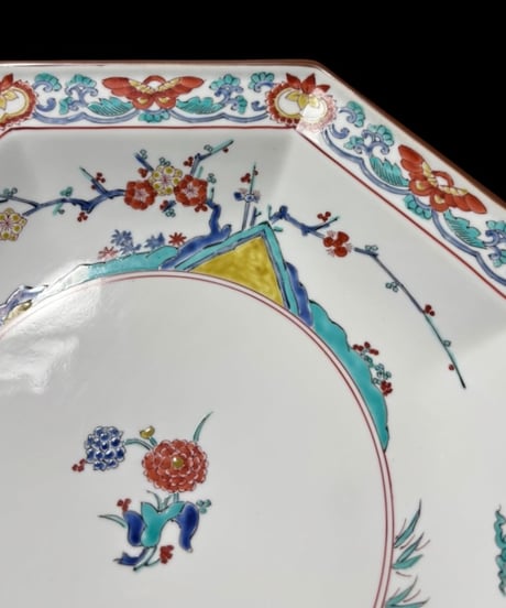 有田焼 弥左衛門 錦岩梅八角 鉢 作家物 絵皿 染錦 共箱 年代物 八角皿 角皿 飾皿 古伊万里 和食器 骨董品 アンティーク