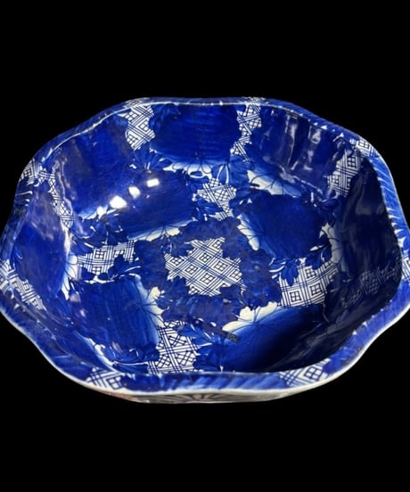 明治期 古伊万里 ベロ藍 輪花鉢 染付 花柄 鉢 取り皿 飾り皿 陶器 時代物 骨董品 アンティーク