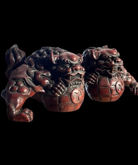 玉獅子 阿吽 玉乗り レッド 狛犬 魔除け 置物 コレクション オブジェ 古美術 骨董品 アンティーク
