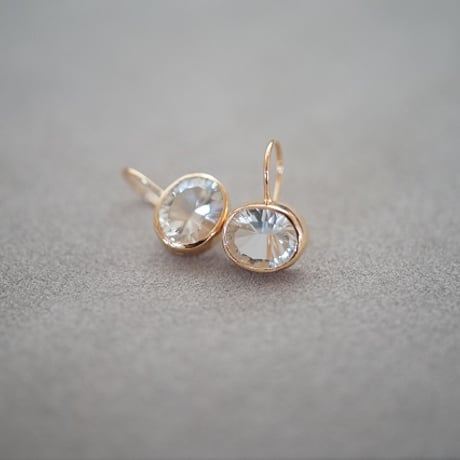 【colors】 18kgp candy pierce (ホワイトトパーズ）