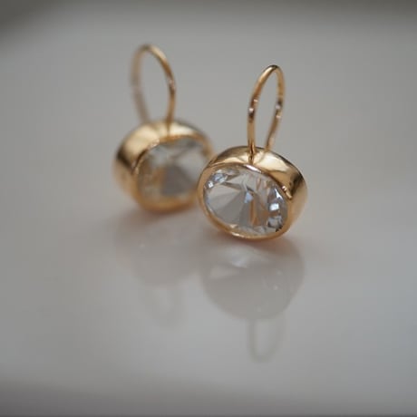 【colors】 18kgp candy pierce (ホワイトトパーズ）