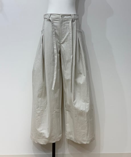 tuck wide pants
