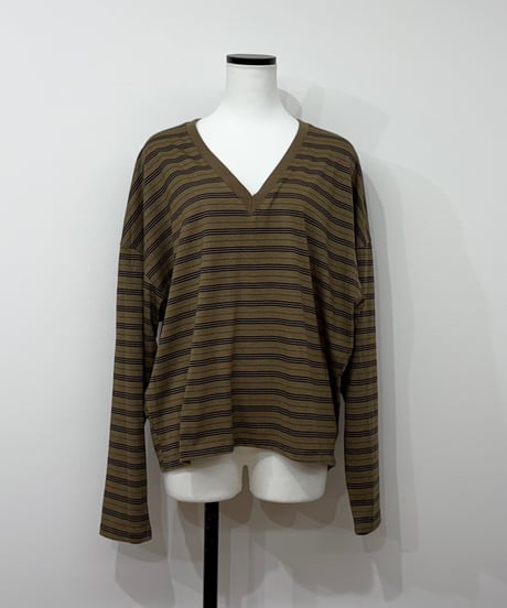 v neck borderT