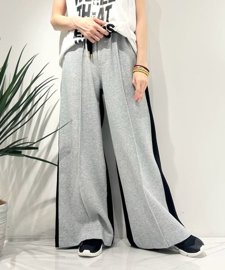 【R2603-SPT816】 Sweat wide pants (1741132）