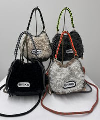 【R2603-RFQ58】 Reversible faux fur quilted bag (1741117）