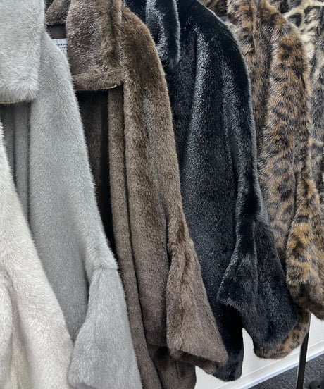 【R2603-MFP997】 Mink fur poncho（1680072）