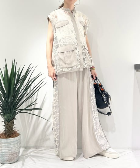 【R2603-RKP1053】 Lace paneled pants (1741137）