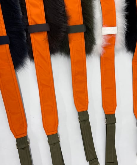 【R2603-FST1028】 Fur strap (1680081）
