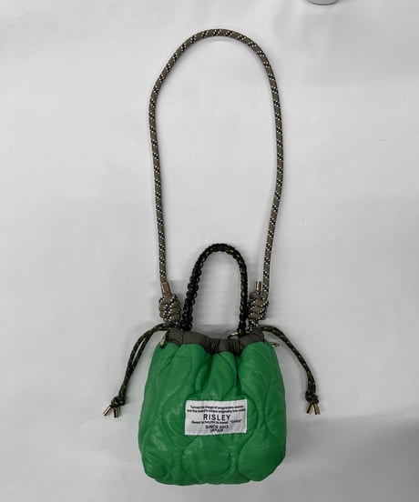 【R2603-RFQ58】 Reversible faux fur quilted bag (1741117）