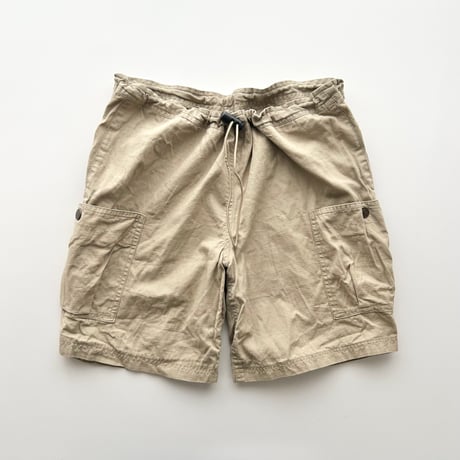 beige cargo half pants