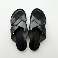 made in Italy / cross sandals 23cm