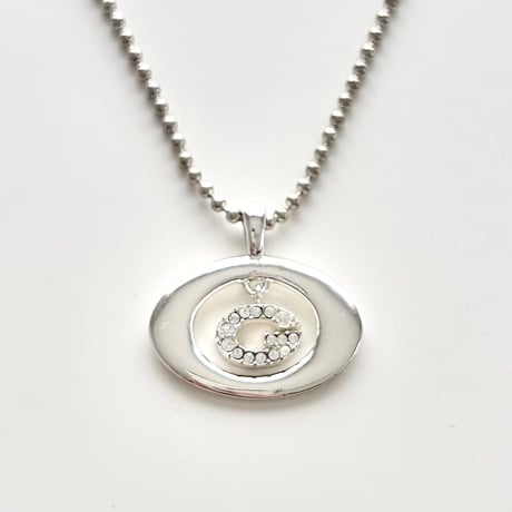 GUESS rhinestone circle chain necklace
