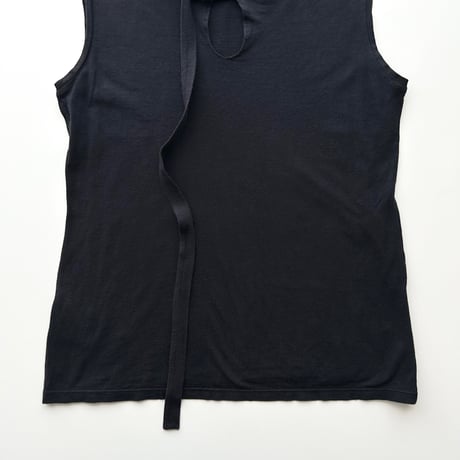 DKNY dark navy neck designed tank top