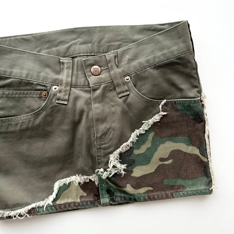 camouflage patchwork low-rise mini skirt