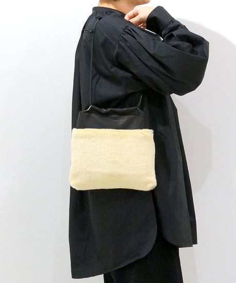 FOLNA RD ムートン調ファー ショルダーバッグ / No.083304 / 2色展開