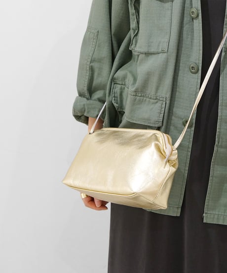Folna 箔レザー お財布ショルダーバッグ / No.2993924 / 2色展開