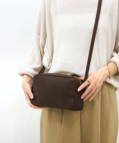 FOLNA RD クライレザー ショルダーバッグ / No.083370 / 3色展開