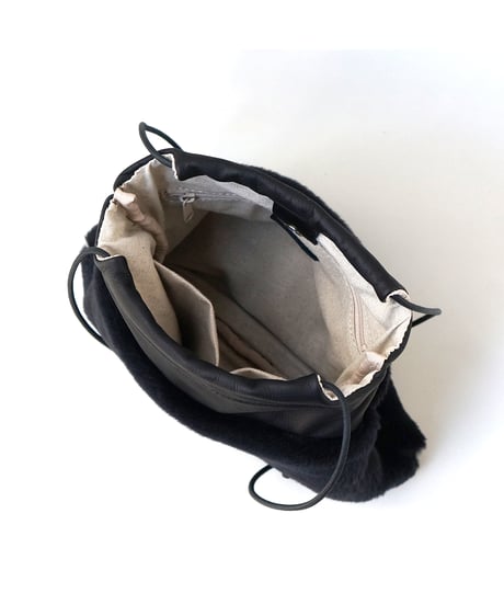 FOLNA RD ムートン調ファー ショルダーバッグ / No.083304 / 2色展開