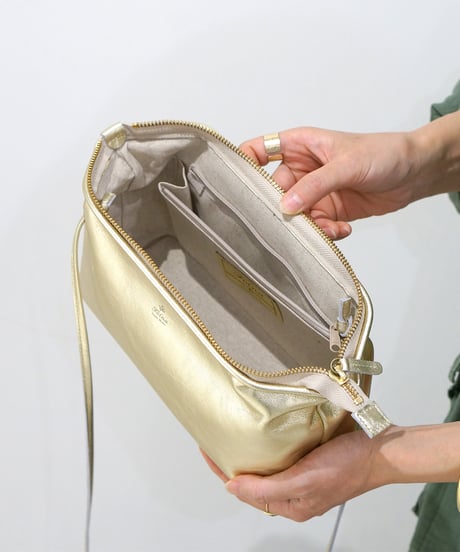 Folna 箔レザー お財布ショルダーバッグ / No.2993924 / 2色展開