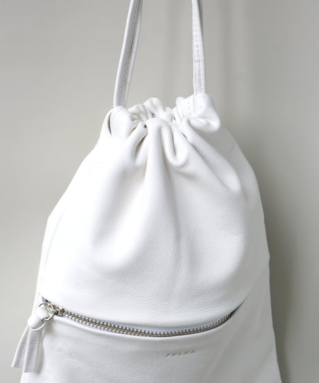 FOLNA RD ソフトレザー ドローストリングショルダーバッグ / No.083277-T / 3色展開