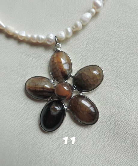 DESERT FLOWER (brown)