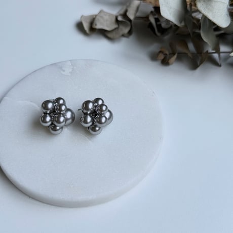 【charmaer】メタルボールピアス