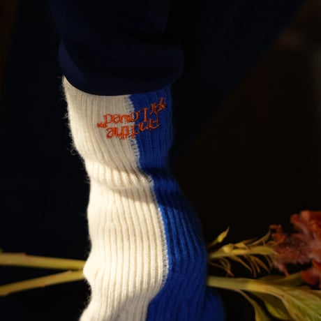 Find the “Be Loved”  |  Hold Hands Glove